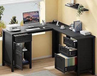 Best Corner Desk For Small Spaces (2026)
