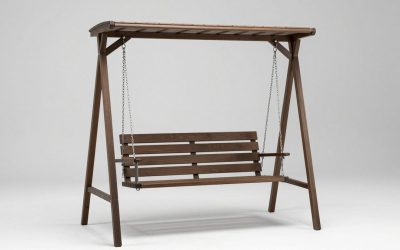 Porch Swing for Small Spaces: How to Find a Compact Fit That Still Feels Comfortable