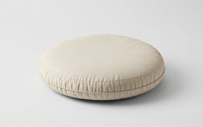 Round Outdoor Cushions for Bistro Chairs: 15, 16 or 18 Inch, Half-Round Shapes and Ties